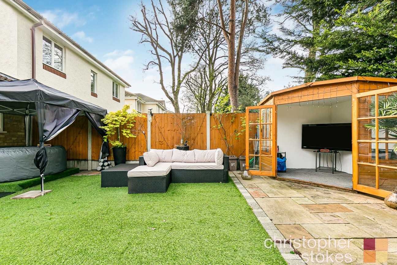 Friends Avenue, Cheshunt, Waltham Cross, Hertfordshire, EN8 8LE