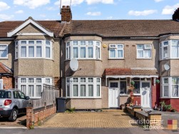 Trinity Lane, Waltham Cross, EN8