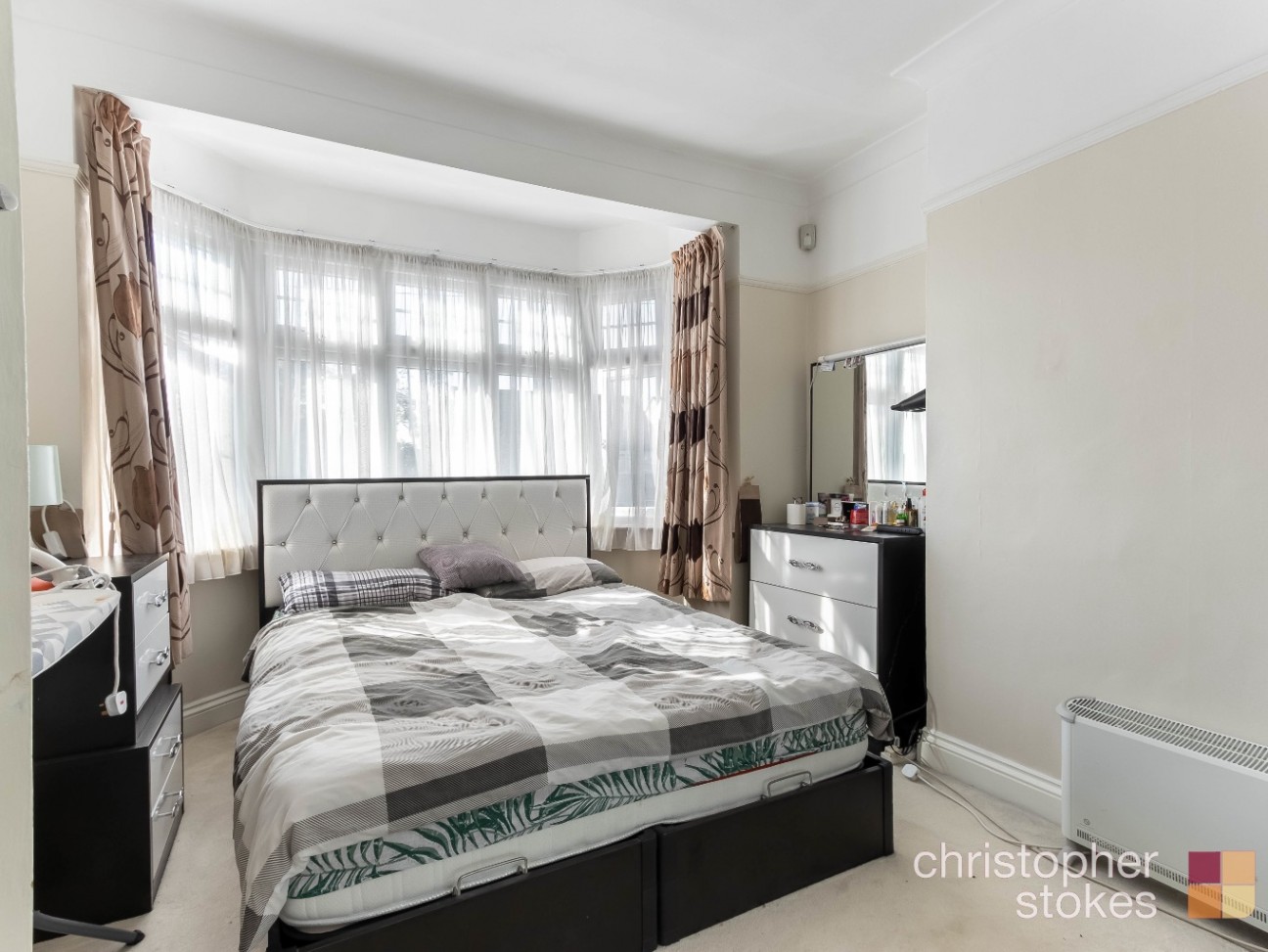 Trinity Lane, Waltham Cross, EN8