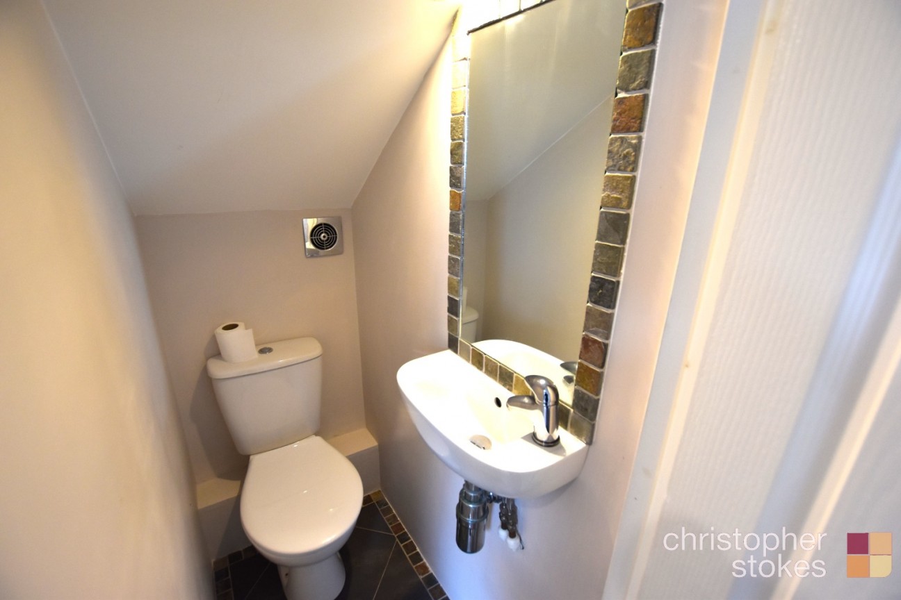 Forest Road, Cheshunt, Waltham Cross, Hertfordshire, EN8 9DB
