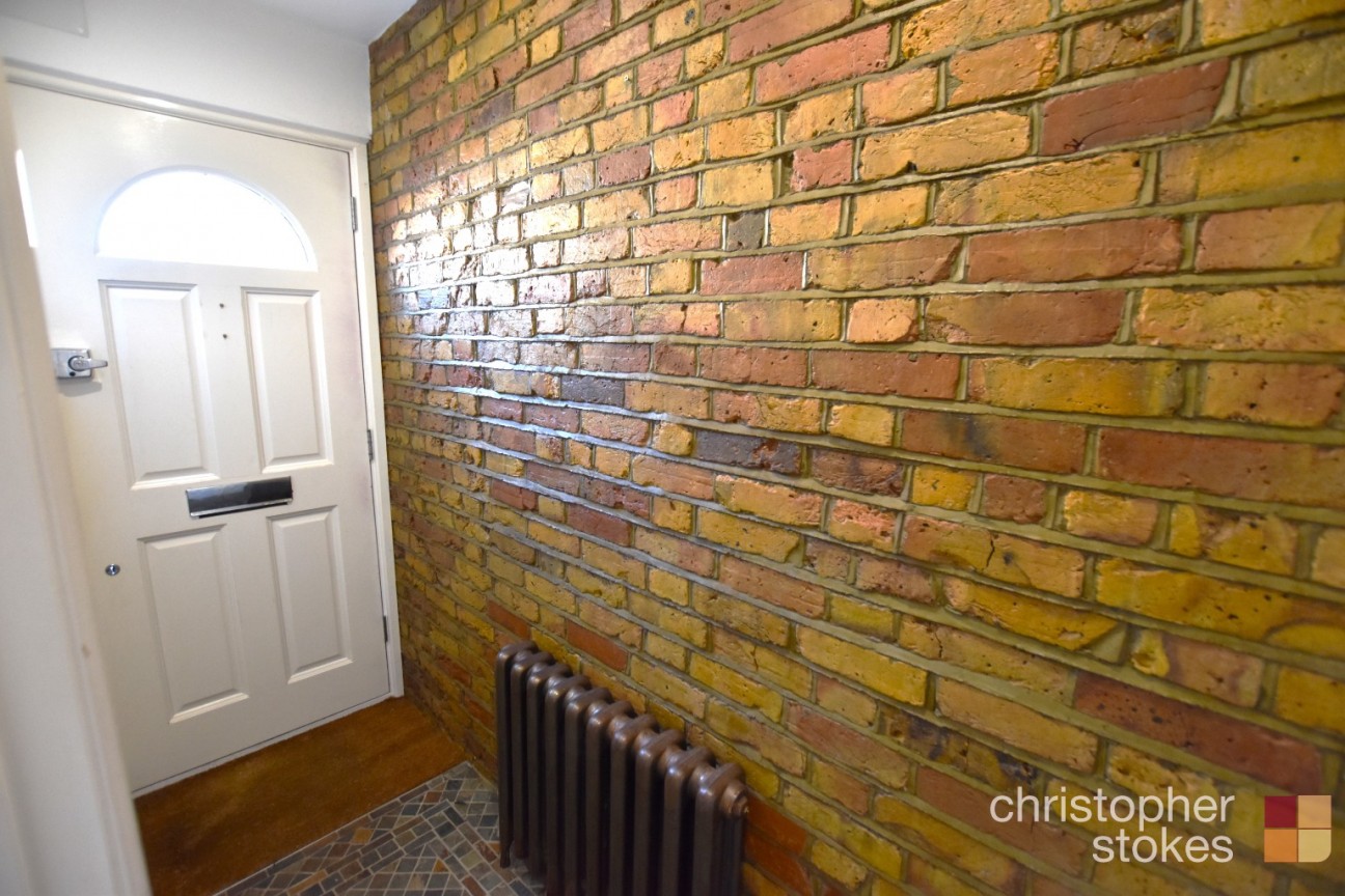 Forest Road, Cheshunt, Waltham Cross, Hertfordshire, EN8 9DB