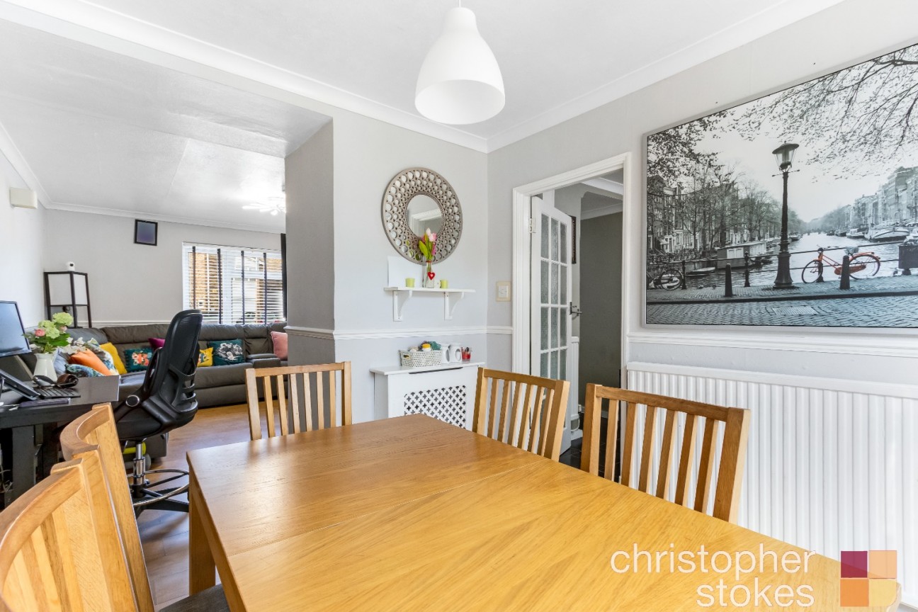 Bury Green Road, Cheshunt, Waltham Cross, Hertfordshire, EN7 5AG