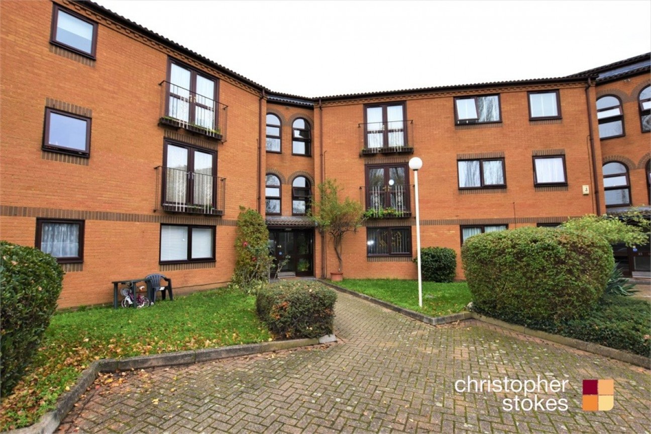 Westgate Court, Waltham Cross, EN8