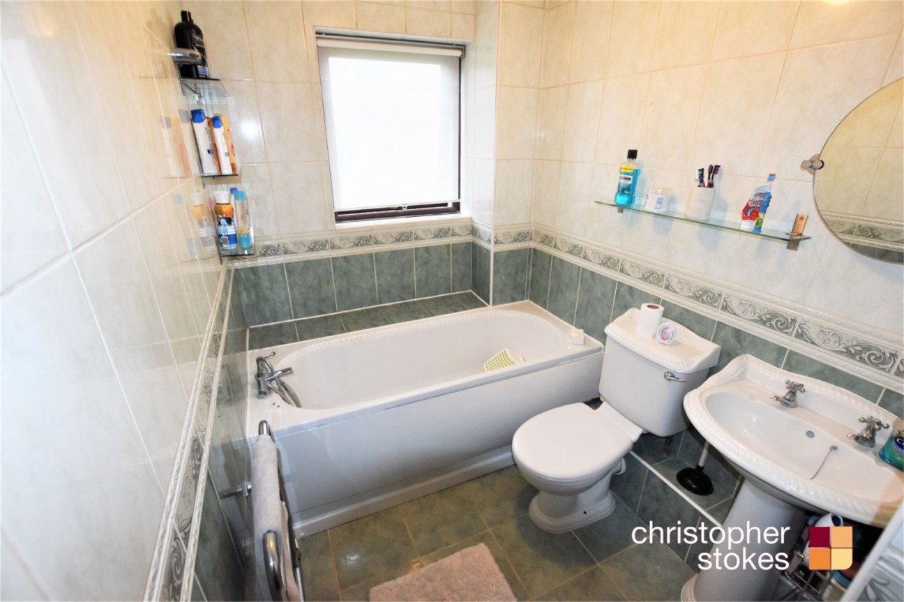 Westgate Court, Waltham Cross, EN8
