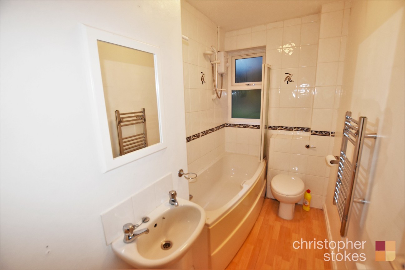 Milton Court, Smarts Green, Cheshunt, EN7 6BD