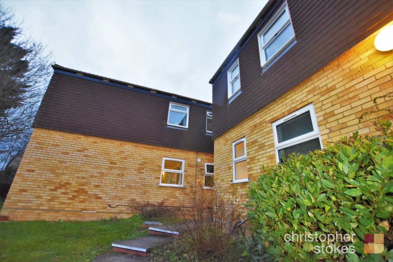 Milton Court, Smarts Green, Cheshunt, EN7 6BD