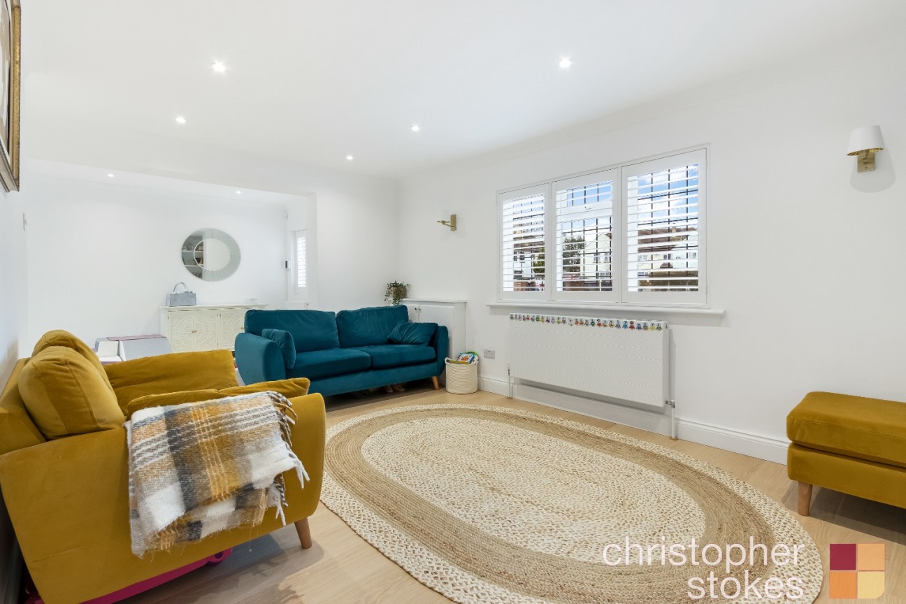 Goffs Oak Avenue, Goffs Oak, Waltham Cross, Hertfordshire, EN7 5NJ