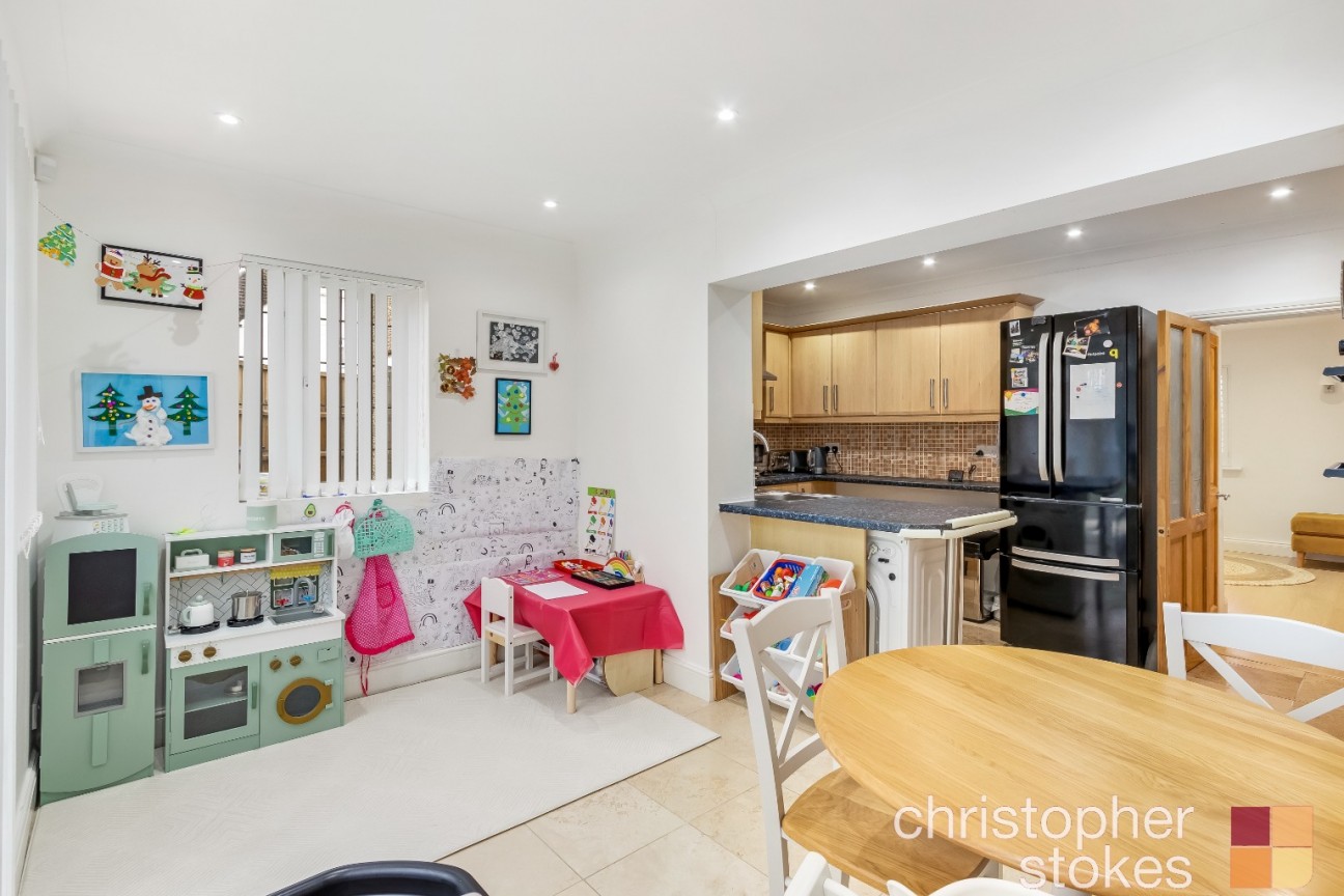 Goffs Oak Avenue, Goffs Oak, Waltham Cross, Hertfordshire, EN7 5NJ