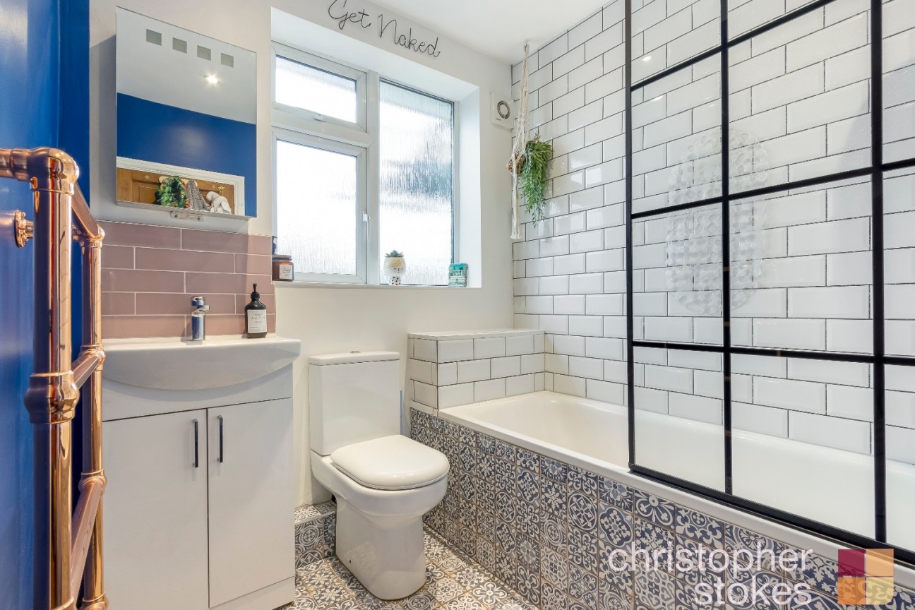 College Road, Cheshunt, Waltham Cross, Hertfordshire, EN8 9NN