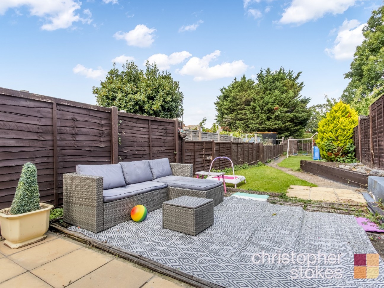 Cheshunt Folly, Brookfield Lane West, Cheshunt, Hertfordshire, EN8 0QY