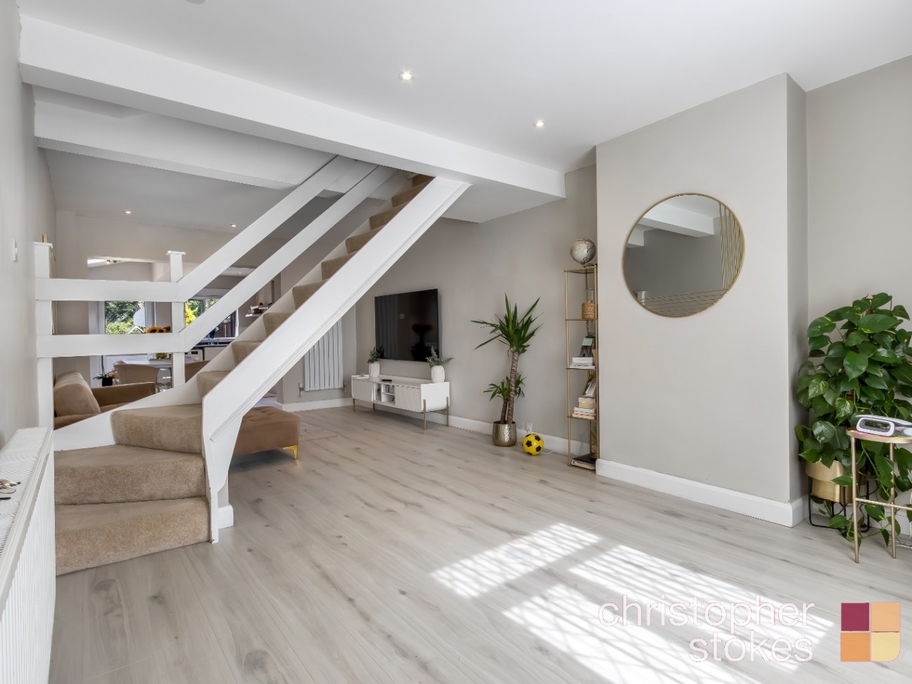 Cheshunt Folly, Brookfield Lane West, Cheshunt, Hertfordshire, EN8 0QY