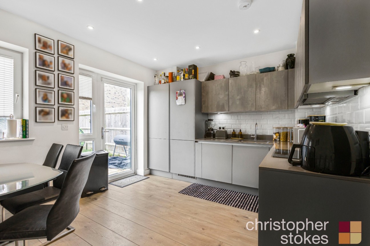Markwick Avenue, Cheshunt, Waltham Cross, Hertfordshire, EN8 9FP