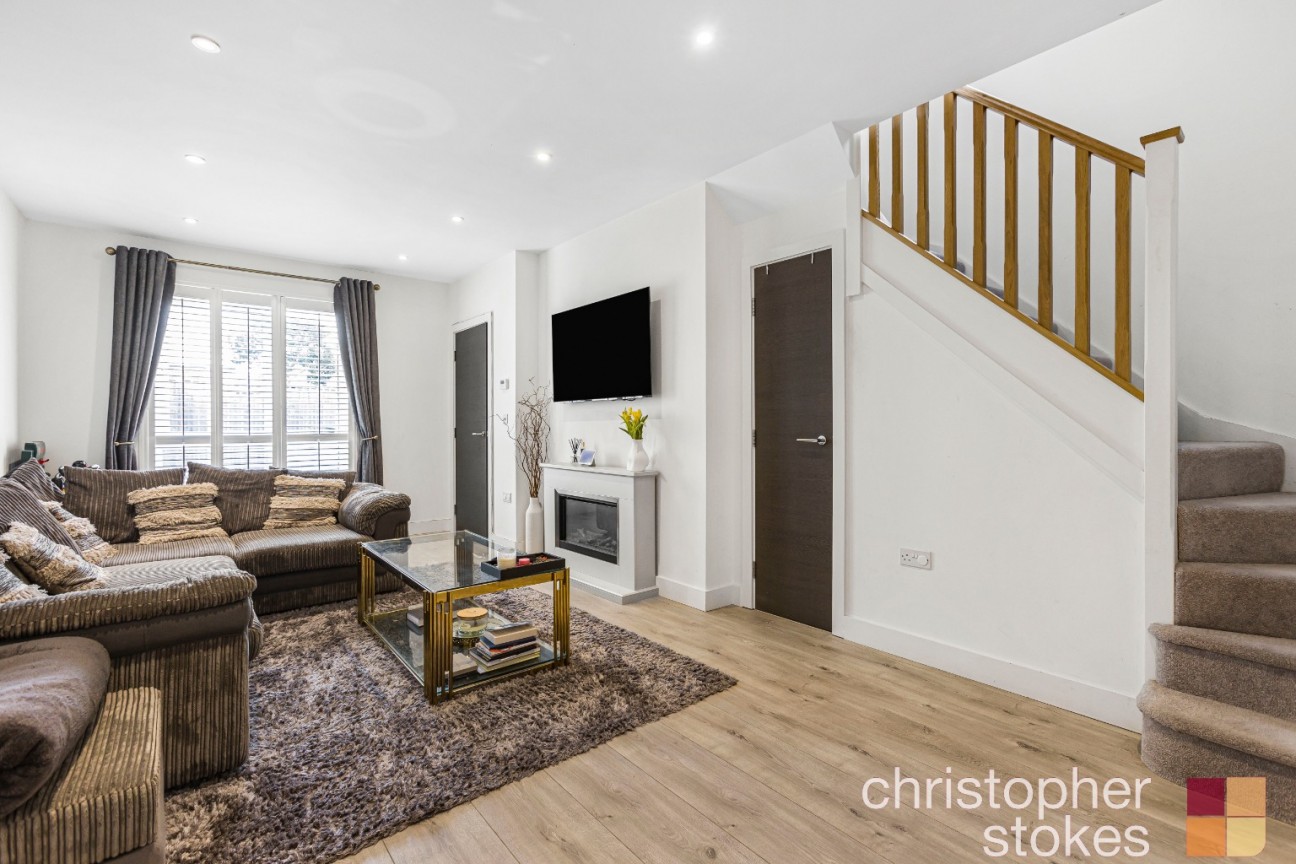 Markwick Avenue, Cheshunt, Waltham Cross, Hertfordshire, EN8 9FP