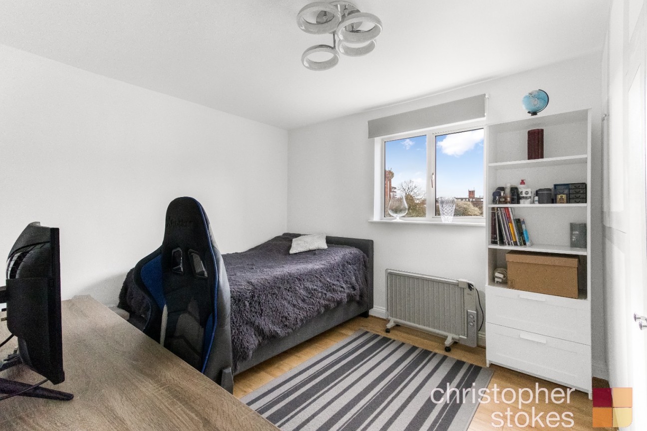 Cross Road, Waltham Cross, Hertfordshire, EN8 7HU