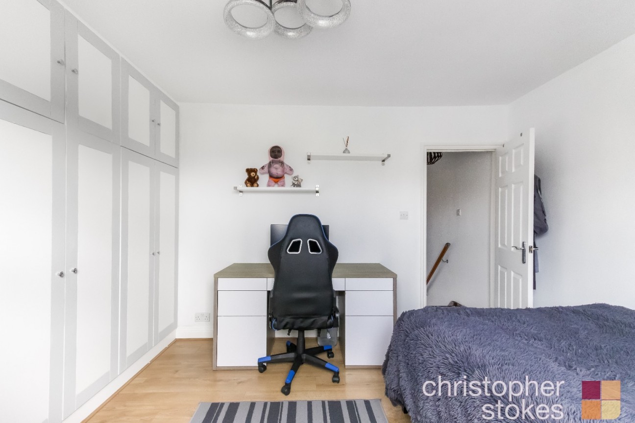 Cross Road, Waltham Cross, Hertfordshire, EN8 7HU