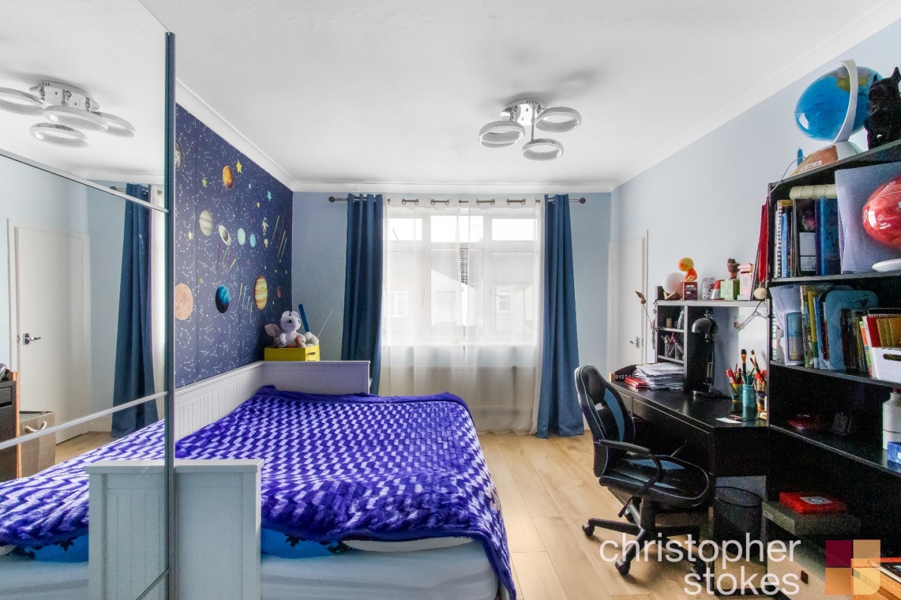 Cross Road, Waltham Cross, Hertfordshire, EN8 7HU