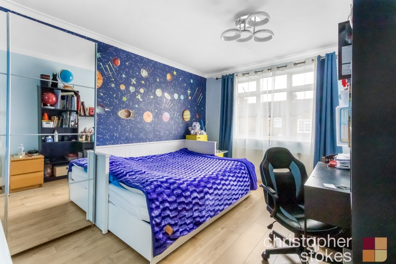 Cross Road, Waltham Cross, Hertfordshire, EN8 7HU