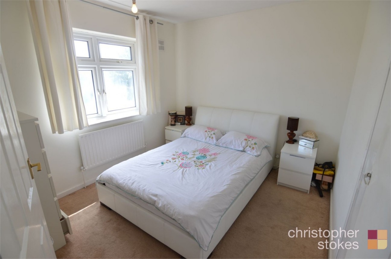 Cameron Drive, Waltham Cross, Hertfordshire, EN8 8BP