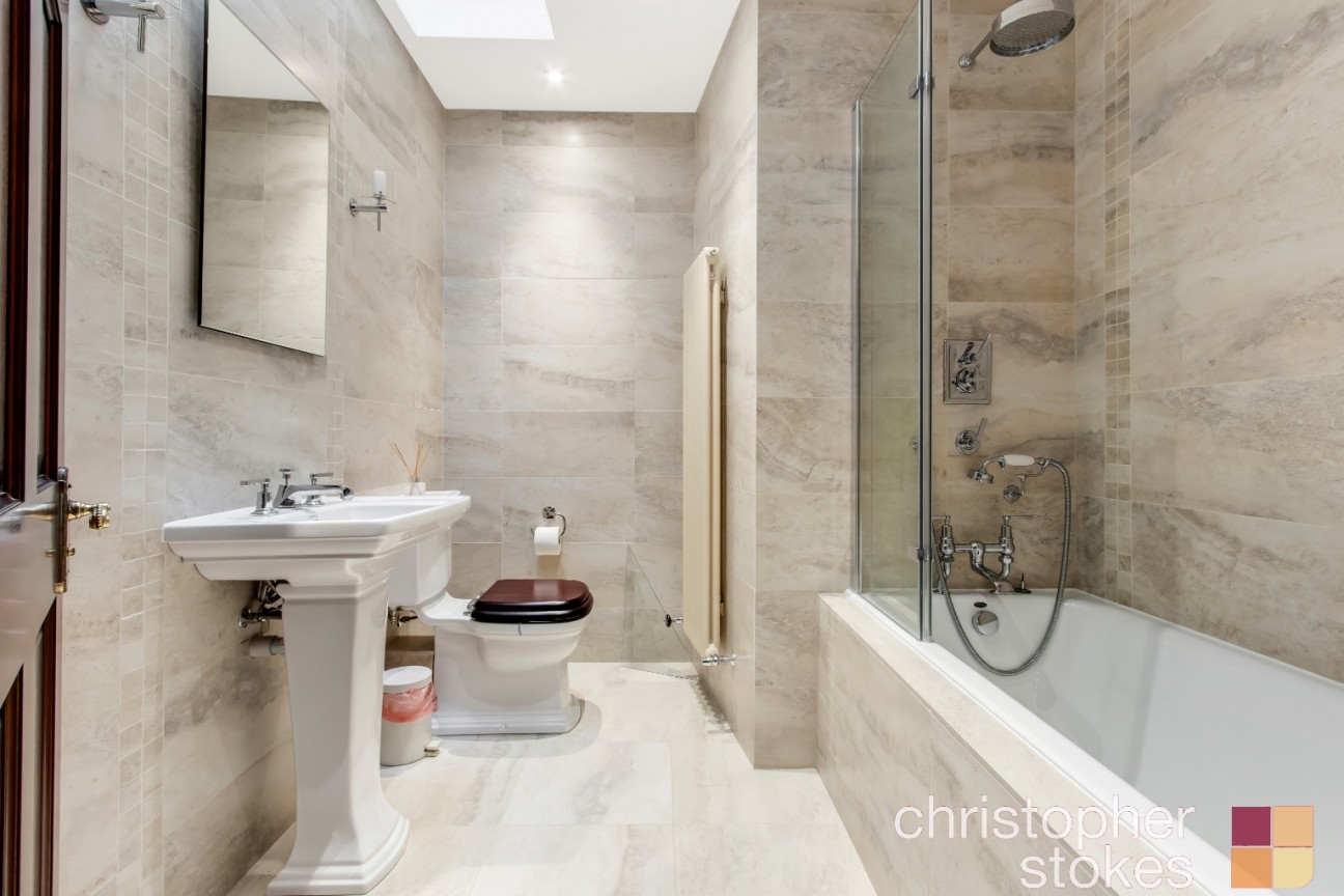 Broomer Place, Cheshunt, Waltham Cross, Hertfordshire, EN8 9ER