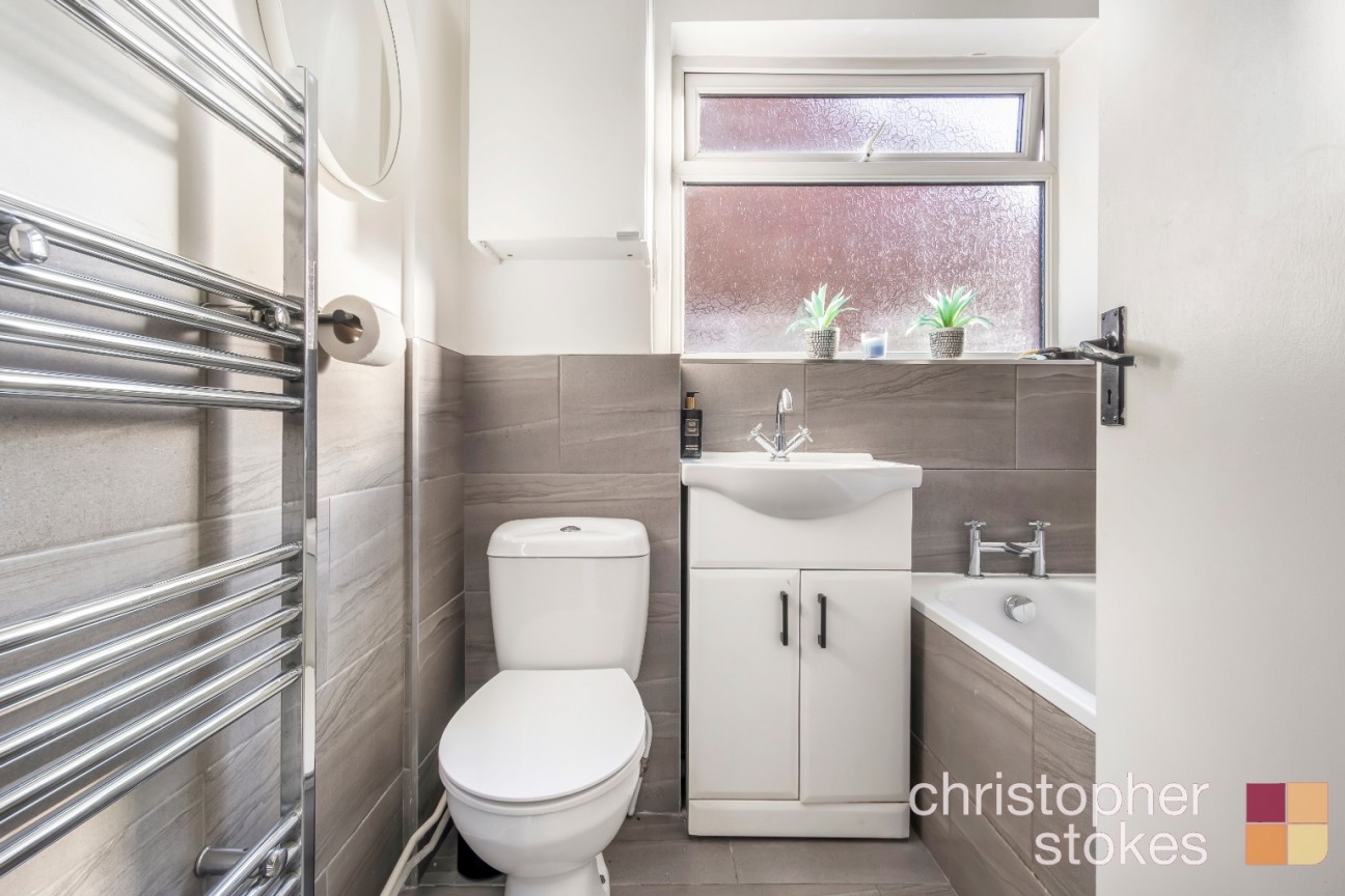 Ousden Close, Cheshunt, Waltham Cross, Hertfordshire, EN8 9RQ