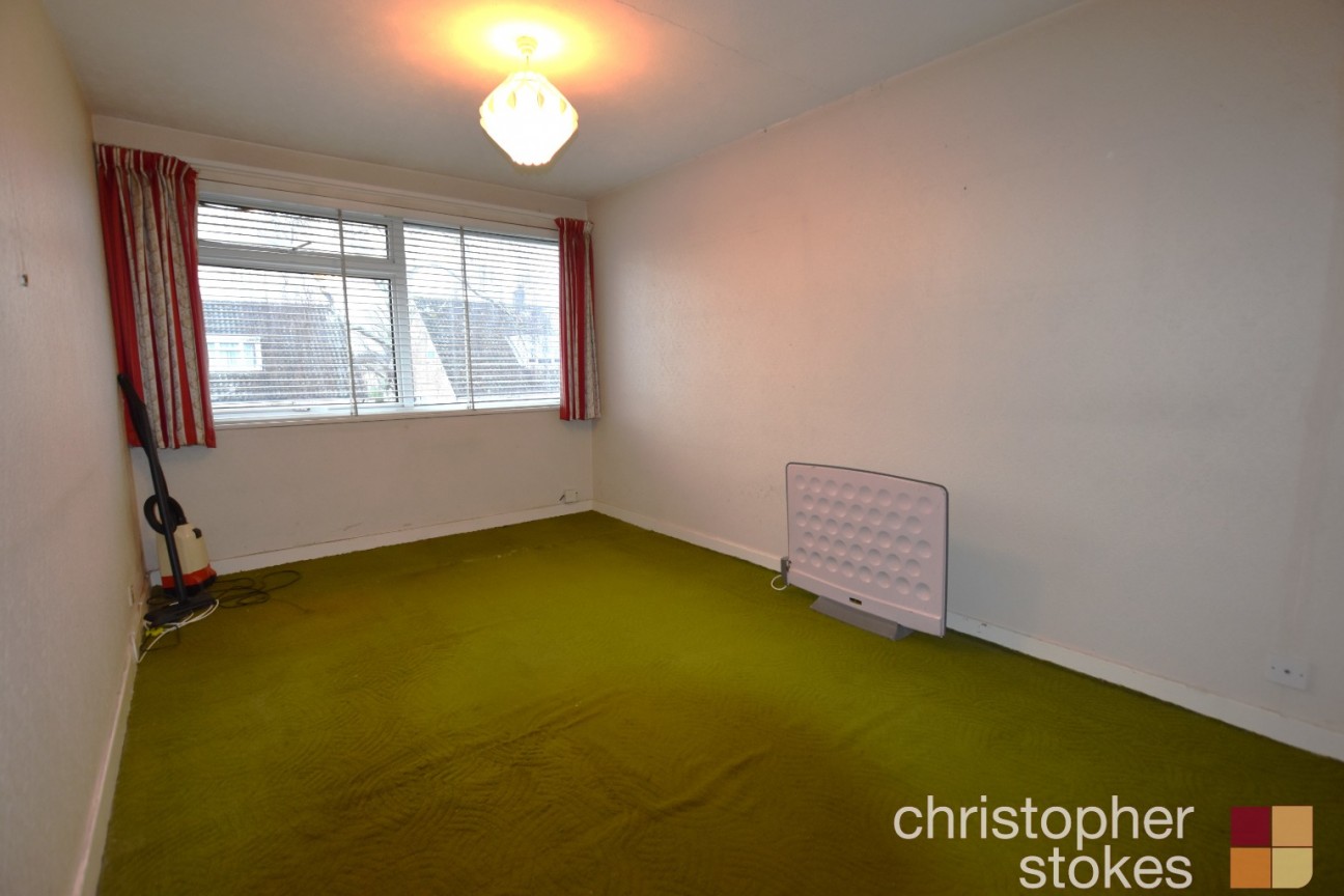 Stains Close, Cheshunt, Waltham Cross, Hertfordshire, EN8 9JL