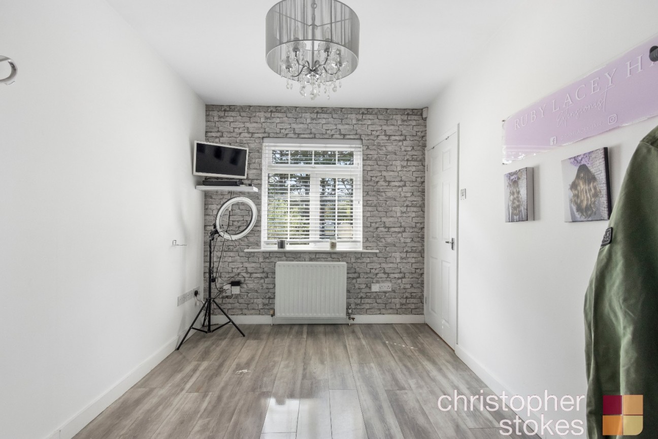 Beltona Gardens, Cheshunt, Waltham Cross, Hertfordshire, EN8 0PA