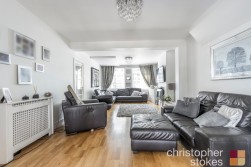Beltona Gardens, Cheshunt, Waltham Cross, Hertfordshire, EN8 0PA