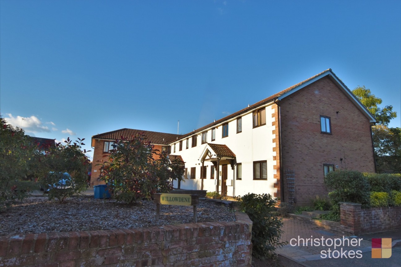 Willowdene Mill Lane, Hertford, SG14 3TT