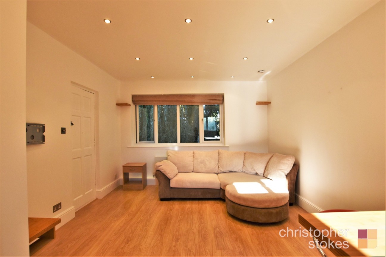 Willowdene Mill Lane, Hertford, SG14 3TT