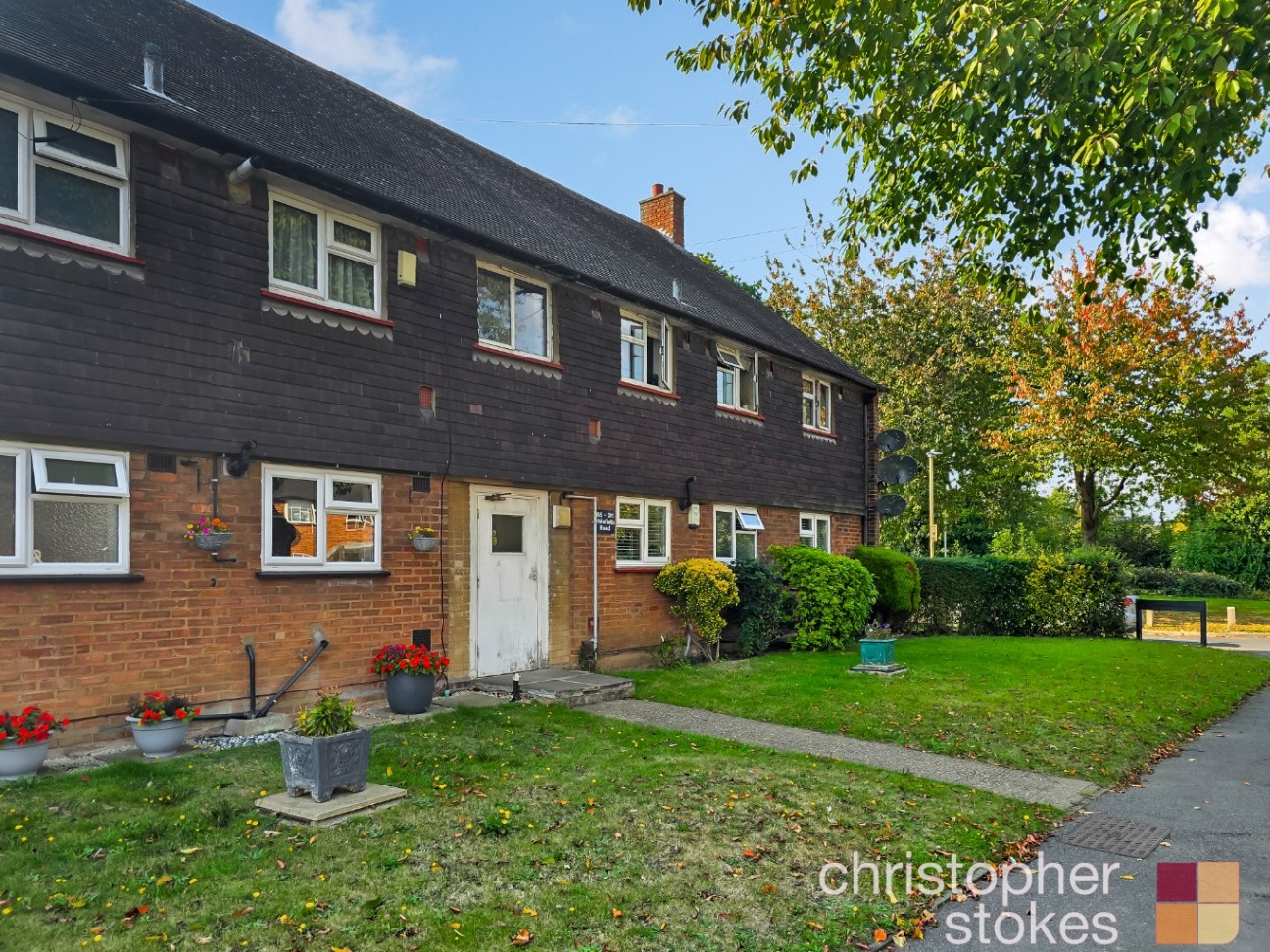 Whitefields Road, Cheshunt, Waltham Cross, Hertfordshire, EN8 0EU