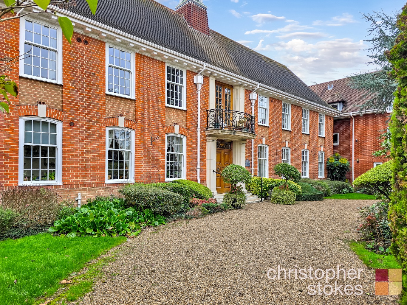 Belvedere Court, High Street, Hoddesdon, Hertfordshire, EN11 8UX