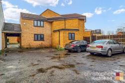 Cranleigh Close, Cheshunt, Hertfordshire, EN7 6HH