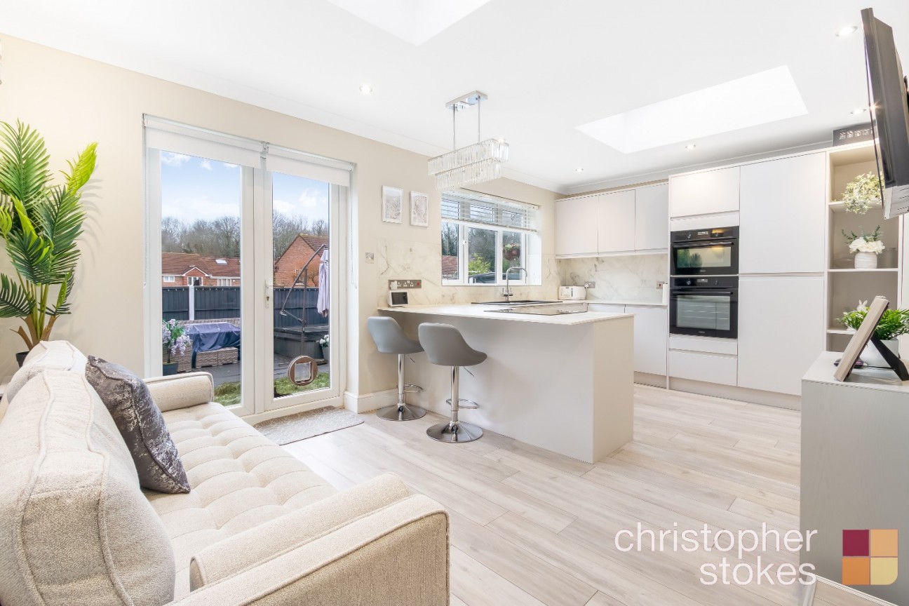 Grovedale Close, Cheshunt, Waltham Cross, Hertfordshire, EN7 5NE