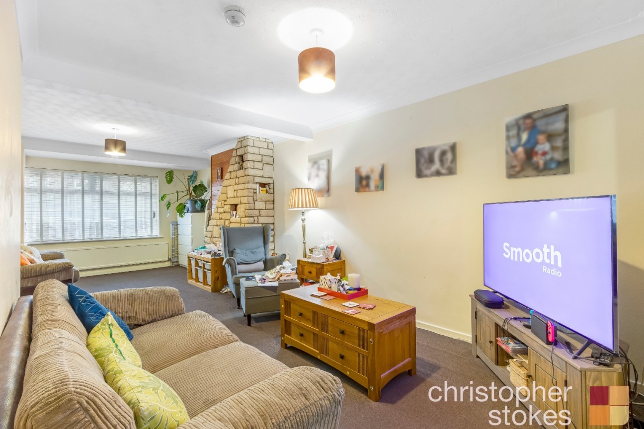 Royal Avenue, Waltham Cross, Hertfordshire, EN8 7QU