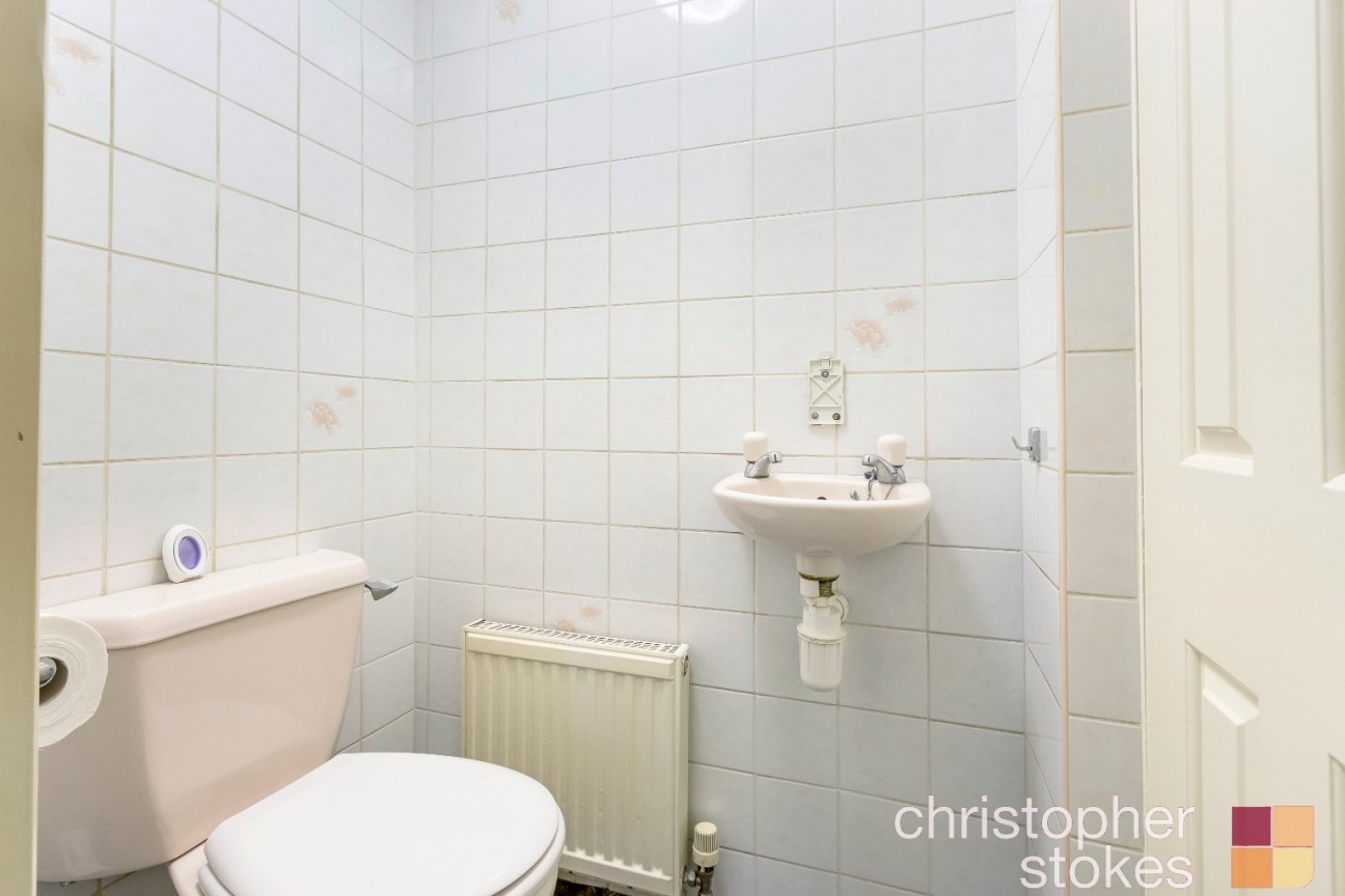 Royal Avenue, Waltham Cross, Hertfordshire, EN8 7QU
