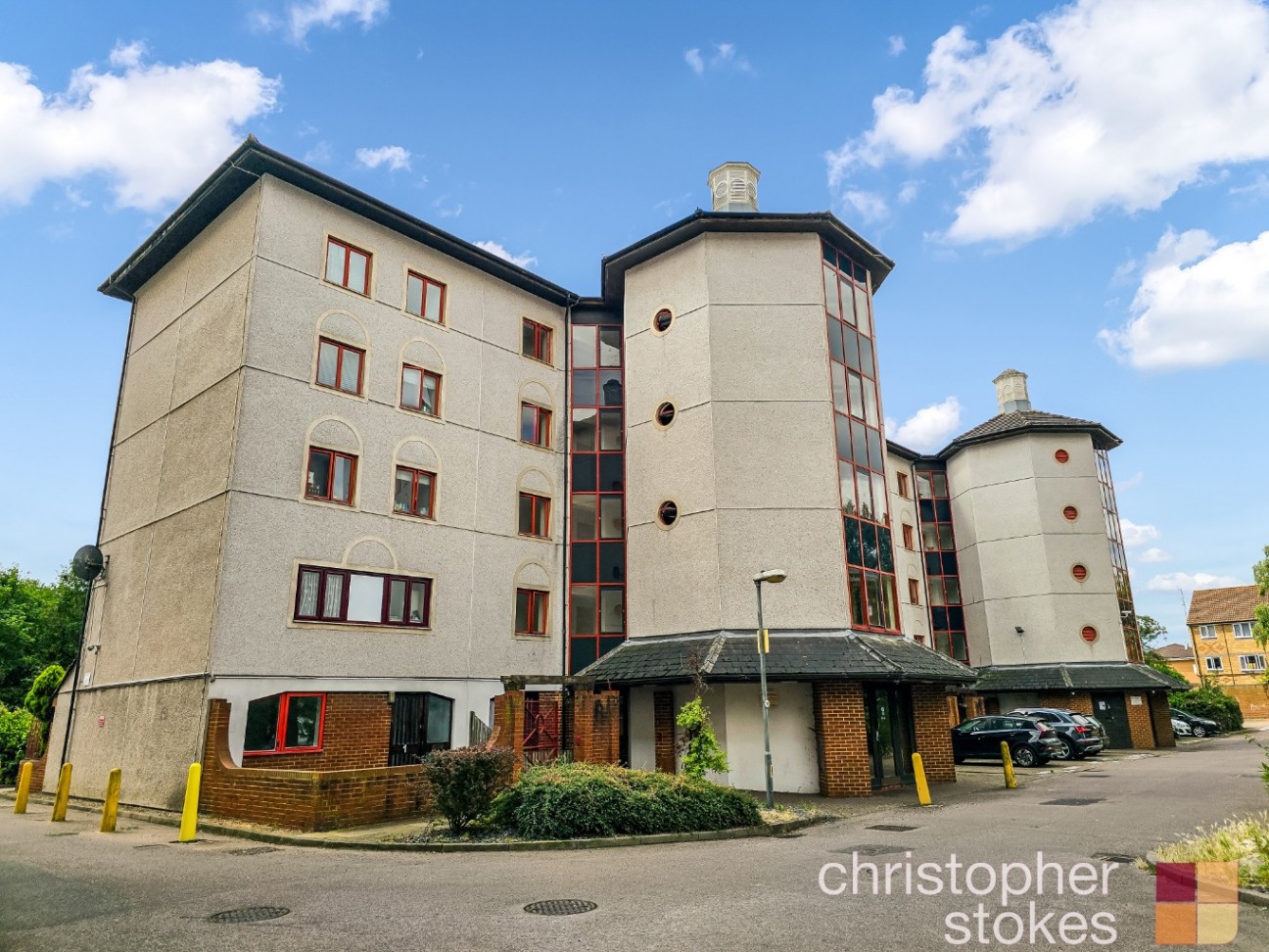 Hardingstone Court, Eleanor Way, Waltham Cross, EN8 7SF