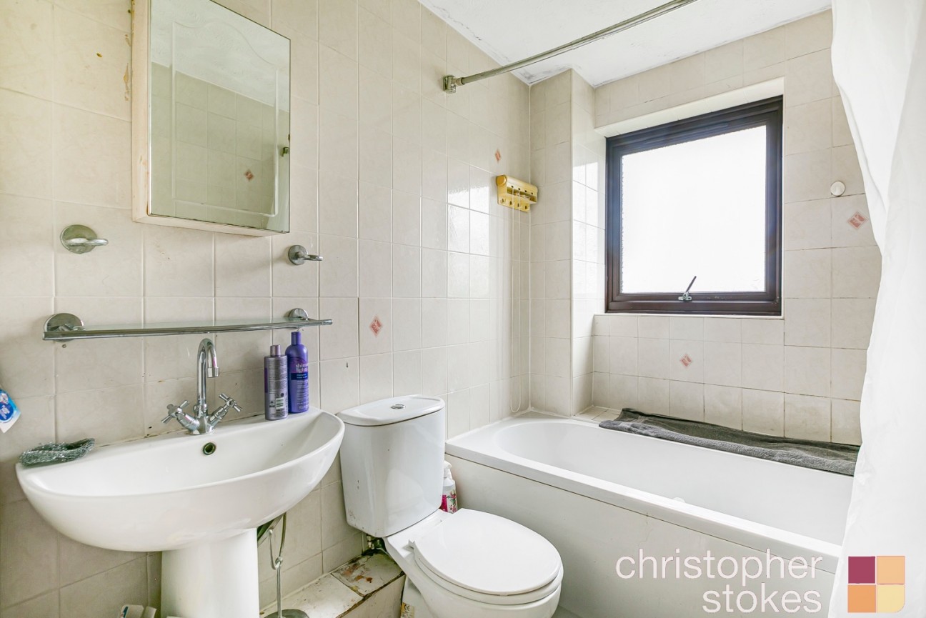 Westgate Court, Waltham Cross, Hertfordshire, EN8 8RZ