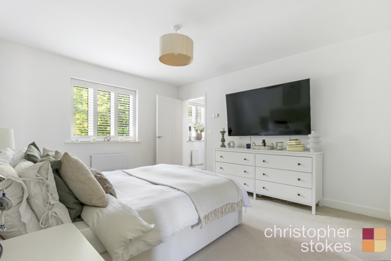 Elmer Close, Hoddesdon, Hertfordshire, EN11 8FS