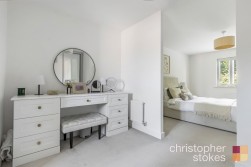 Elmer Close, Hoddesdon, Hertfordshire, EN11 8FS