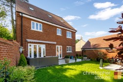 Elmer Close, Hoddesdon, Hertfordshire, EN11 8FS