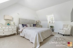 Elmer Close, Hoddesdon, Hertfordshire, EN11 8FS