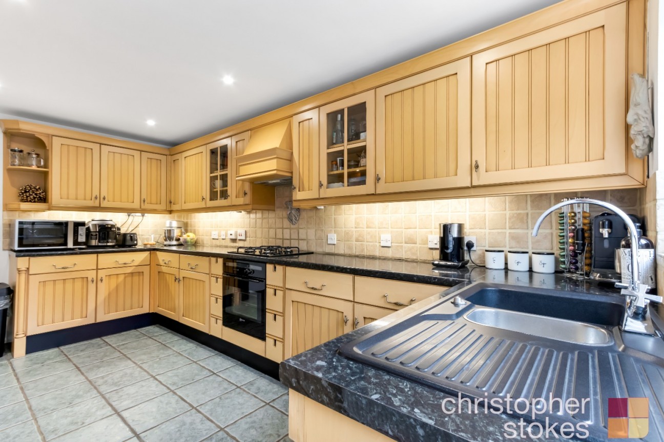 The Laurels, Hammondstreet Road, Waltham Cross, Hertfordshire, EN7 6NL