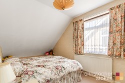 Southmead Crescent, Cheshunt, Hertfordshire, EN8 8UU