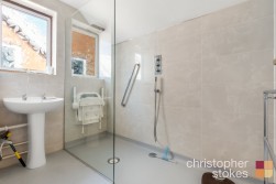 Southmead Crescent, Cheshunt, Hertfordshire, EN8 8UU