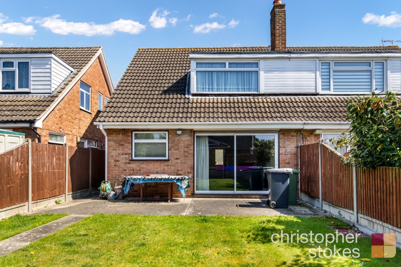 Southmead Crescent, Cheshunt, Hertfordshire, EN8 8UU