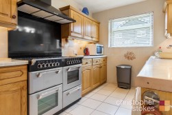 Southmead Crescent, Cheshunt, Hertfordshire, EN8 8UU