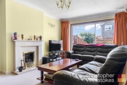 Southmead Crescent, Cheshunt, Hertfordshire, EN8 8UU
