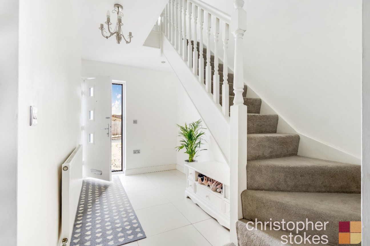 Goffs Oak Avenue, Goffs Oak, Hertfordshire, EN7 5NJ