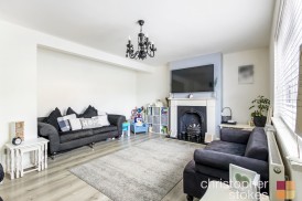 Goffs Oak Avenue, Goffs Oak, Hertfordshire, EN7 5NJ