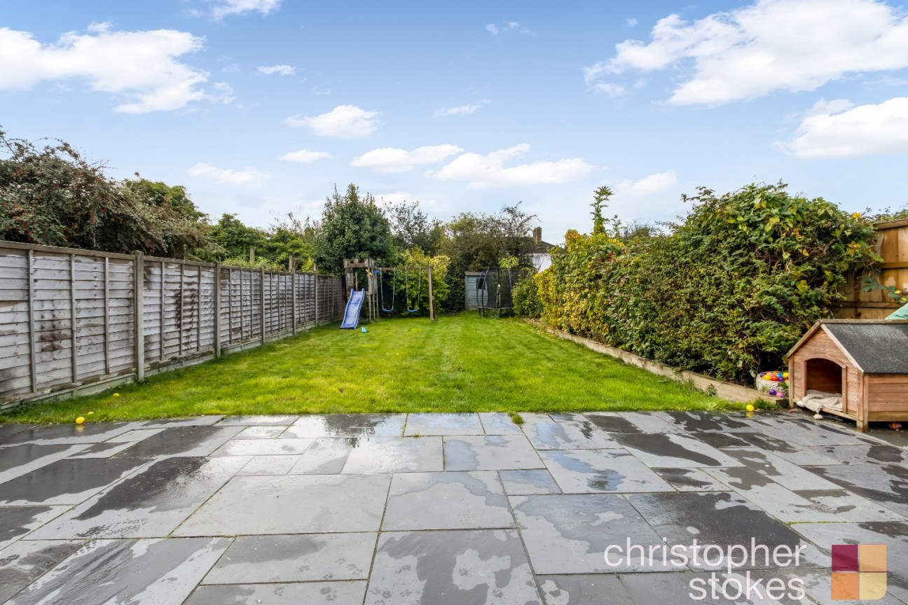 Goffs Oak Avenue, Goffs Oak, Hertfordshire, EN7 5NJ